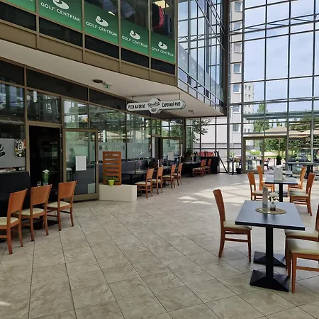 アパート 21-th Floor Petrzalka ブラチスラヴァ